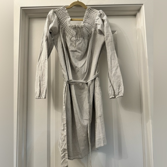 Off Shoulder Casual Dress with Pockets - Picture 1 of 3